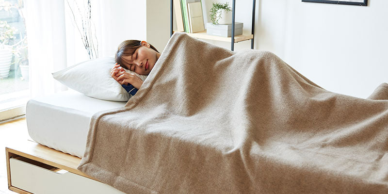 昭和西川がおすすめするカシミヤ毛布の魅力 – 西川ストア公式本店